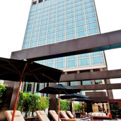 VIE Hotel Bangkok, MGallery by Sofitel бассейн фото 2