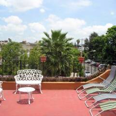 Отель Hostel Bedsntravel Мексика, Гвадалахара - отзывы, цены и фото номеров - забронировать отель Hostel Bedsntravel онлайн бассейн фото 2