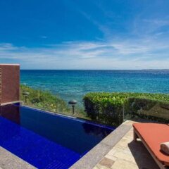 Отель Crimson Resort and Spa Mactan Филиппины, Лапу-Лапу - 1 отзыв об отеле, цены и фото номеров - забронировать отель Crimson Resort and Spa Mactan онлайн бассейн фото 2