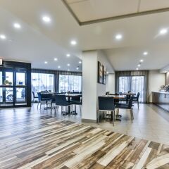 Отель Comfort Inn Montréal Aéroport Канада, Монреаль - отзывы, цены и фото номеров - забронировать отель Comfort Inn Montréal Aéroport онлайн интерьер отеля фото 3