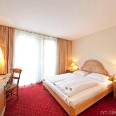 Отель Novum Hotel Madison Düsseldorf Hauptbahnhof Германия, Дюссельдорф - 8 отзывов об отеле, цены и фото номеров - забронировать отель Novum Hotel Madison Düsseldorf Hauptbahnhof онлайн комната для гостей