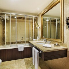 Отель Wyndham Istanbul Old City ванная фото 2
