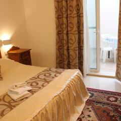Отель One - Seaview Apartment Мальта, Марсаскала - отзывы, цены и фото номеров - забронировать отель One - Seaview Apartment онлайн комната для гостей фото 2