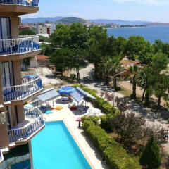 Erdek Helin Hotel бассейн