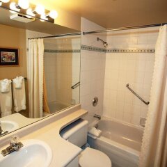 Отель Times Square Suites Канада, Ванкувер - отзывы, цены и фото номеров - забронировать отель Times Square Suites онлайн ванная фото 2