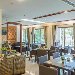 Отель Pattaya Rin Resort Таиланд, Паттайя - отзывы, цены и фото номеров - забронировать отель Pattaya Rin Resort онлайн гостиничный бар