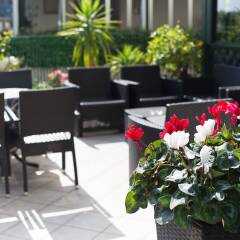 Hotel Emilia фото 2