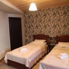 Отель Guesthouse David Zhorzholiani Грузия, Местиа - отзывы, цены и фото номеров - забронировать отель Guesthouse David Zhorzholiani онлайн комната для гостей фото 3