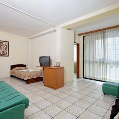 Park Hotel Briz - Free Parking комната для гостей фото 2