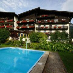 Отель Ferienhotel Tyrol Söll am Wilden Kaiser Австрия, Зёлль - отзывы, цены и фото номеров - забронировать отель Ferienhotel Tyrol Söll am Wilden Kaiser онлайн бассейн фото 3