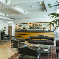 Отель Astoria Suite Hotel Италия, Римини - 9 отзывов об отеле, цены и фото номеров - забронировать отель Astoria Suite Hotel онлайн гостиничный бар
