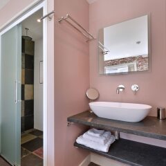 Отель The Place 2 BnB Нидерланды, Амстердам - отзывы, цены и фото номеров - забронировать отель The Place 2 BnB онлайн ванная