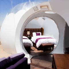 Отель Petra Bubble Luxotel фитнесс-зал