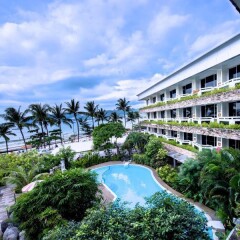 Отель The Bliss Suite Patong бассейн фото 3