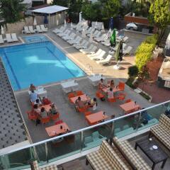 Acar Hotel балкон