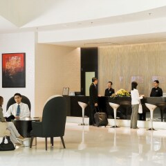 Отель Novotel Kuala Lumpur City Centre Малайзия, Куала-Лумпур - отзывы, цены и фото номеров - забронировать отель Novotel Kuala Lumpur City Centre онлайн интерьер отеля