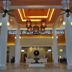 Отель Ravindra Beach Resort And Spa Таиланд, На Чом Тхиан - 6 отзывов об отеле, цены и фото номеров - забронировать отель Ravindra Beach Resort And Spa онлайн интерьер отеля фото 3
