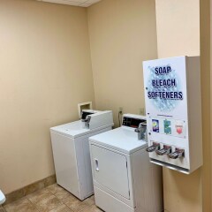 Отель Country Inn & Suites by Radisson, Midway, FL