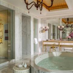 Отель Four Seasons Resort Dubai at Jumeirah Beach спа
