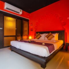 Отель Bhundhari Chaweng Beach Resort Koh Samui сейф в номере