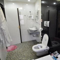 Отель Royal Penguin Boutique Hotel Непал, Катманду - отзывы, цены и фото номеров - забронировать отель Royal Penguin Boutique Hotel онлайн ванная фото 2