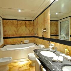 Отель Parco dei Principi Grand Hotel & SPA Италия, Рим - 7 отзывов об отеле, цены и фото номеров - забронировать отель Parco dei Principi Grand Hotel & SPA онлайн ванная фото 2