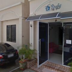 Отель Bombay Magic Suites парковка