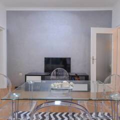 Апартаменты FM Deluxe 2-BDR Apartment - Sweet Home София комната для гостей фото 5