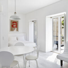 Апартаменты Hello Lisbon Castelo Apartments комната для гостей фото 2
