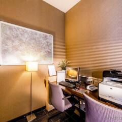 Отель Holiday Inn Express Frankfurt Messe удобства в номере фото 2