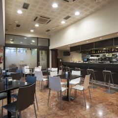 Отель Sercotel Codina гостиничный бар