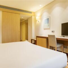 Hotel ILUNION Pio XII удобства в номере фото 2