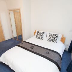 Отель Central London 2 Bedroom Flat удобства в номере фото 2