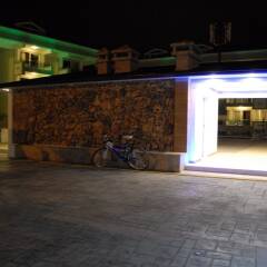 Tebriz Apart Hotel парковка