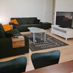 Апартаменты Local Nordic Apartments - Arctic Fox Ювяскюля комната для гостей