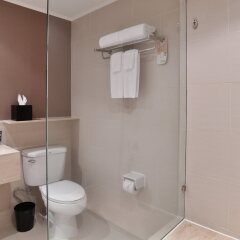 Отель Novotel Phuket Surin Beach Resort ванная