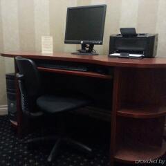 Отель Holiday Inn Express Vancouver-Metrotown (Burnaby) Канада, Бурнаби - отзывы, цены и фото номеров - забронировать отель Holiday Inn Express Vancouver-Metrotown (Burnaby) онлайн удобства в номере