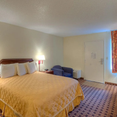 Continental Inn Charlotte Charlotte United States Of - 