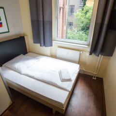 Отель acama Hotel & Hostel Kreuzberg Германия, Берлин - 1 отзыв об отеле, цены и фото номеров - забронировать отель acama Hotel & Hostel Kreuzberg онлайн комната для гостей фото 4