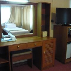 Kyi Tin Hotel удобства в номере фото 2