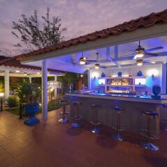 Отель Pictory Garden Resort гостиничный бар