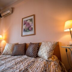 Апартаменты Lakshmi Apartment Voznesenskiy Москва комната для гостей фото 3