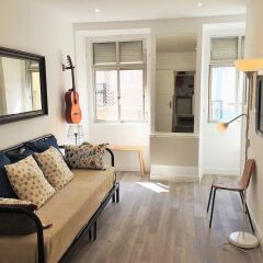 Отель Cozy & beautiful flat in great location Лиссабон комната для гостей фото 3
