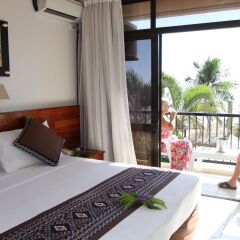 Smugglers Cove Beach Resort and Hotel комната для гостей фото 4