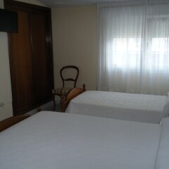 Отель Hostal As Vinas Эль-Грове фото 8