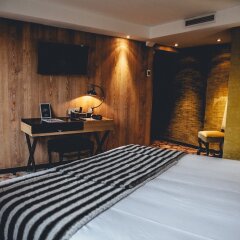 Отель Hôtel Le Notre Dame Saint Michel удобства в номере