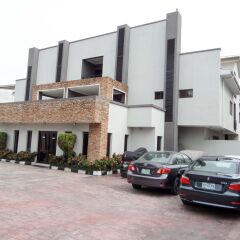 Отель S&S Hotels and Suites парковка