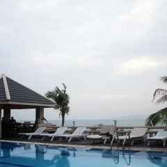 Отель Golden Cliff House бассейн фото 3