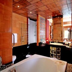 Отель Mom Tri S Villa Royale пляж Ката ванная