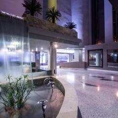 Sercotel Gran Hotel Luna de Granada парковка